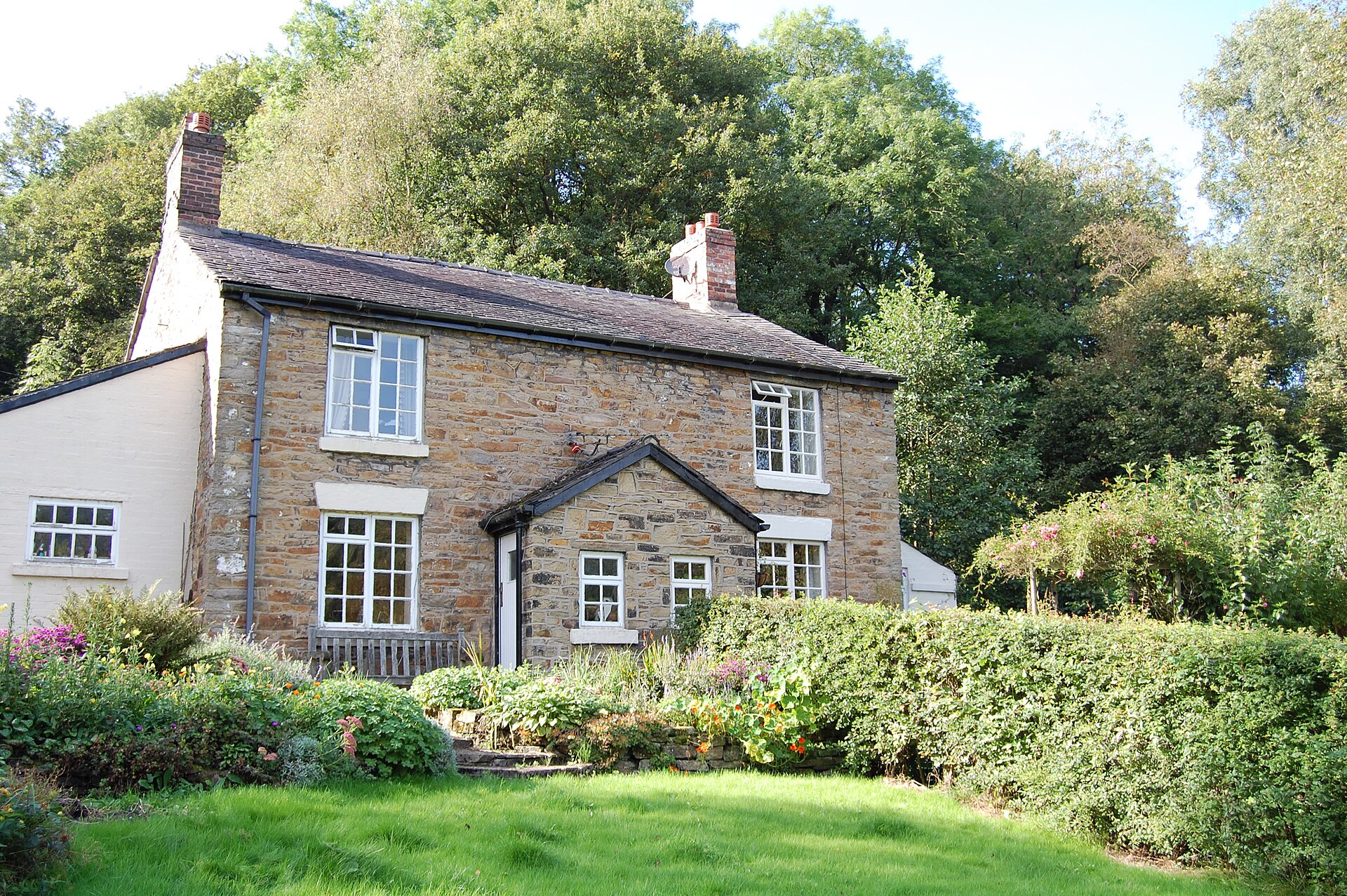 Weir Cottages near Etherow Country Park